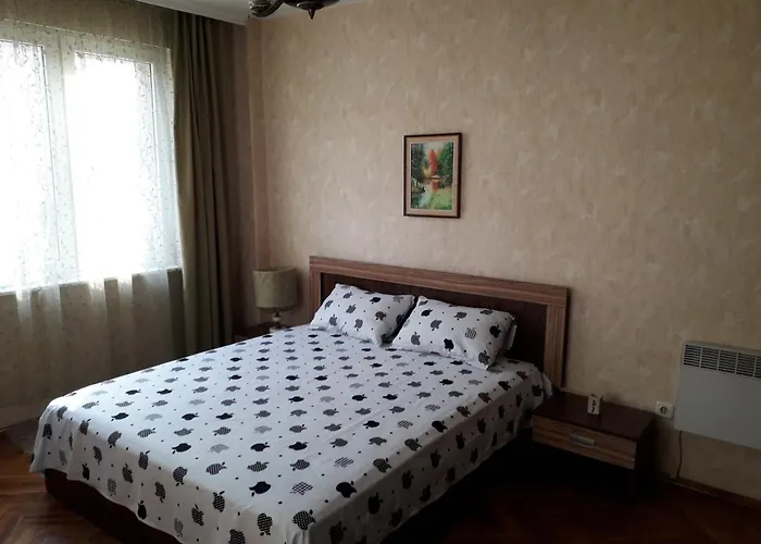 Family Style, Main Street, 20 Minutes From The Sea Apartament Burgas City