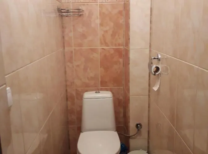 Family Style, Main Street, 20 Minutes From The Sea Апартамент *